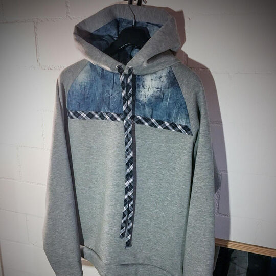 Hoodie image number