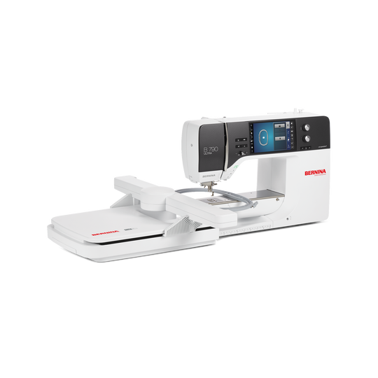 BERNINA 790 ULTRA mit Stickmodul image number