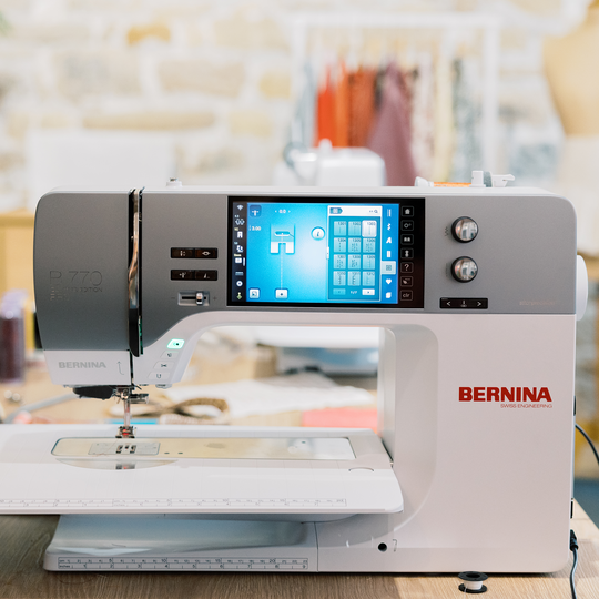 BERNINA 770 QE PRO avec module de broderie image number