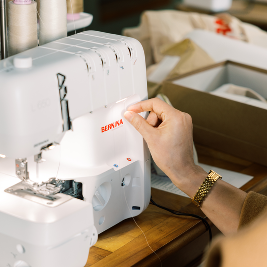 BERNINA L 650 image number