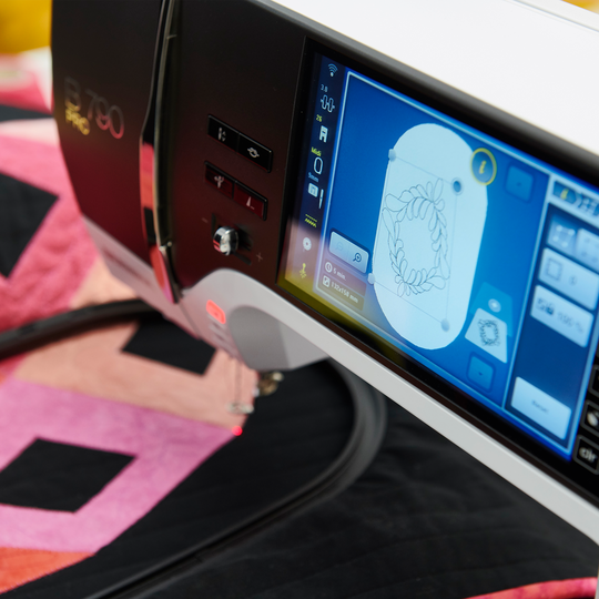 BERNINA 790 PRO with Embroidery Module image number