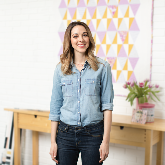 BERNINA 570 QE with Embroidery Module image number