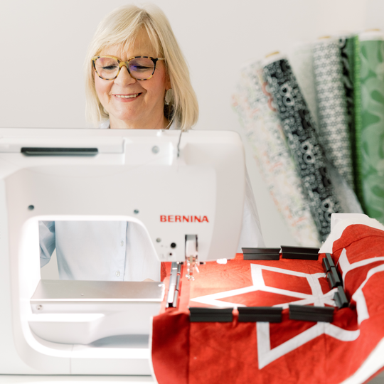 BERNINA 790 ULTRA mit Stickmodul image number