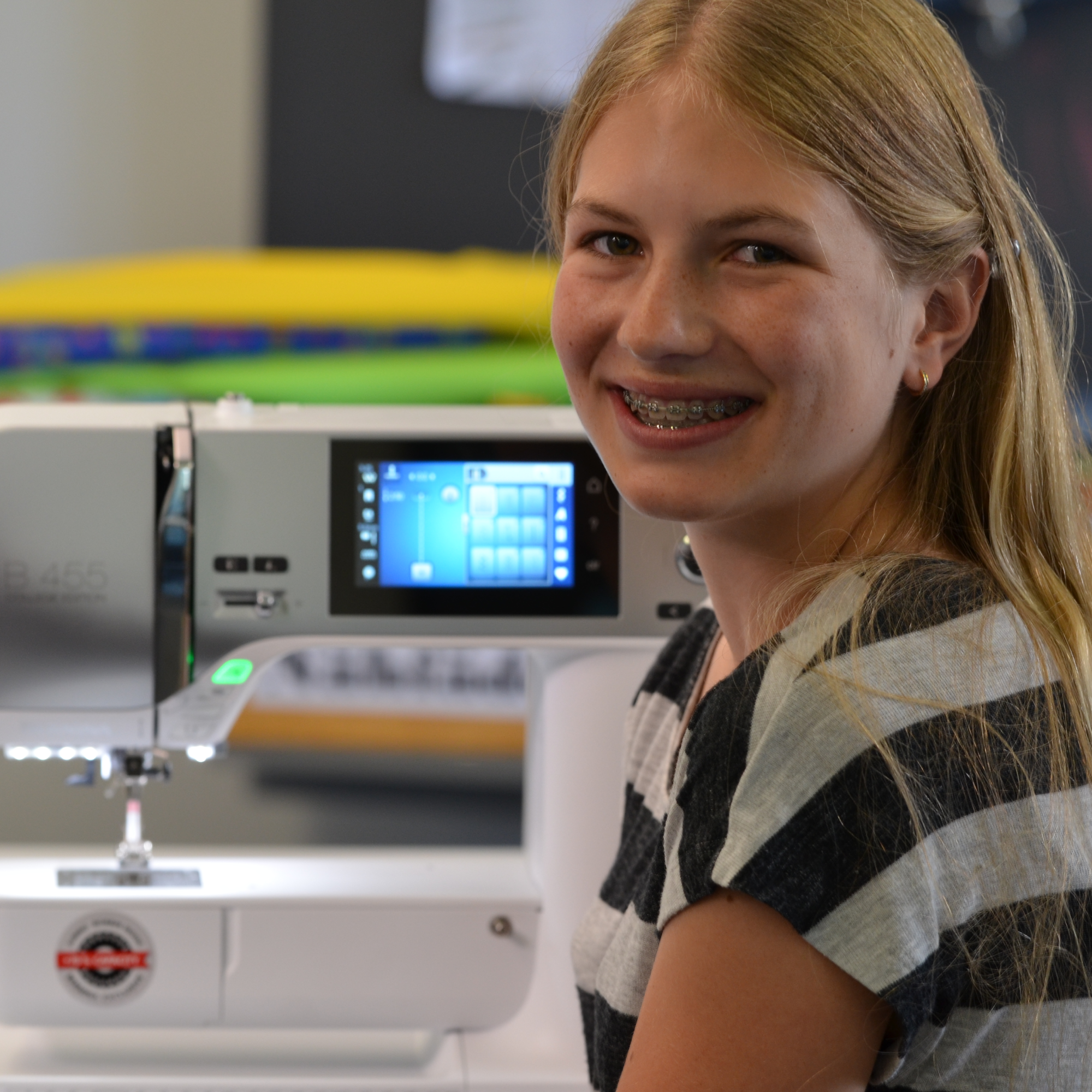 BERNINA 455 College Edition image number